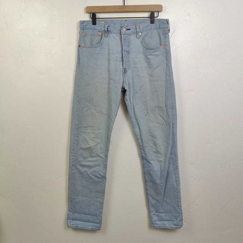 Levi's 501 93 Mens Jeans 32x34 Blue Light Wash Straight Leg Button Fly Classic